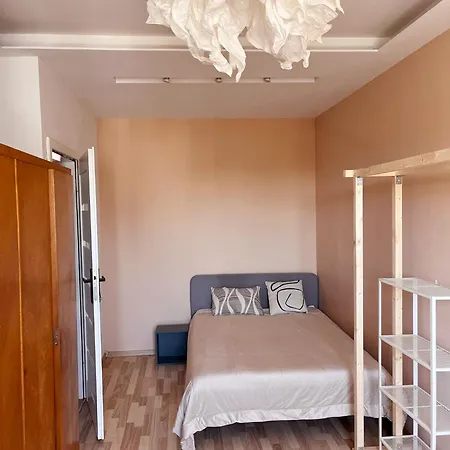 Spacious, Sunny In The Center Apartment Lodz